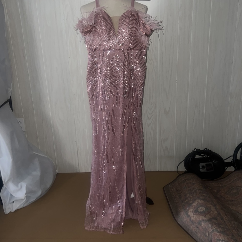 Pink sequin and lace prom dress - Picture 2 of 5